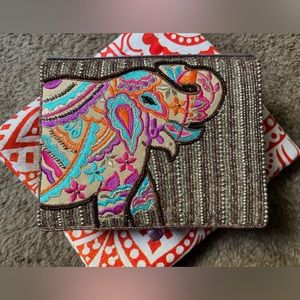 Beaded elephant jewelry box